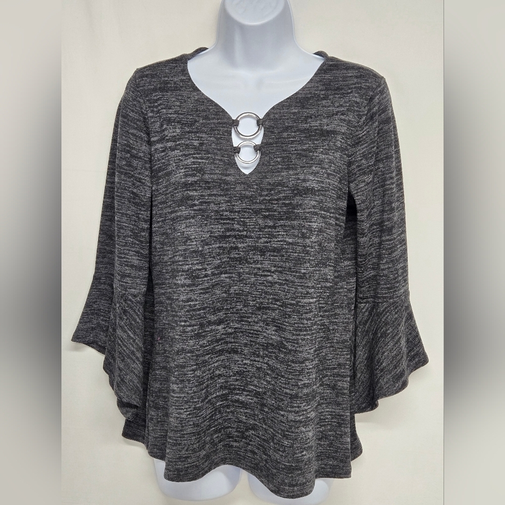 NY Collection M Pullover Stretch Top Knit Silver Hardware Flared Sleeves